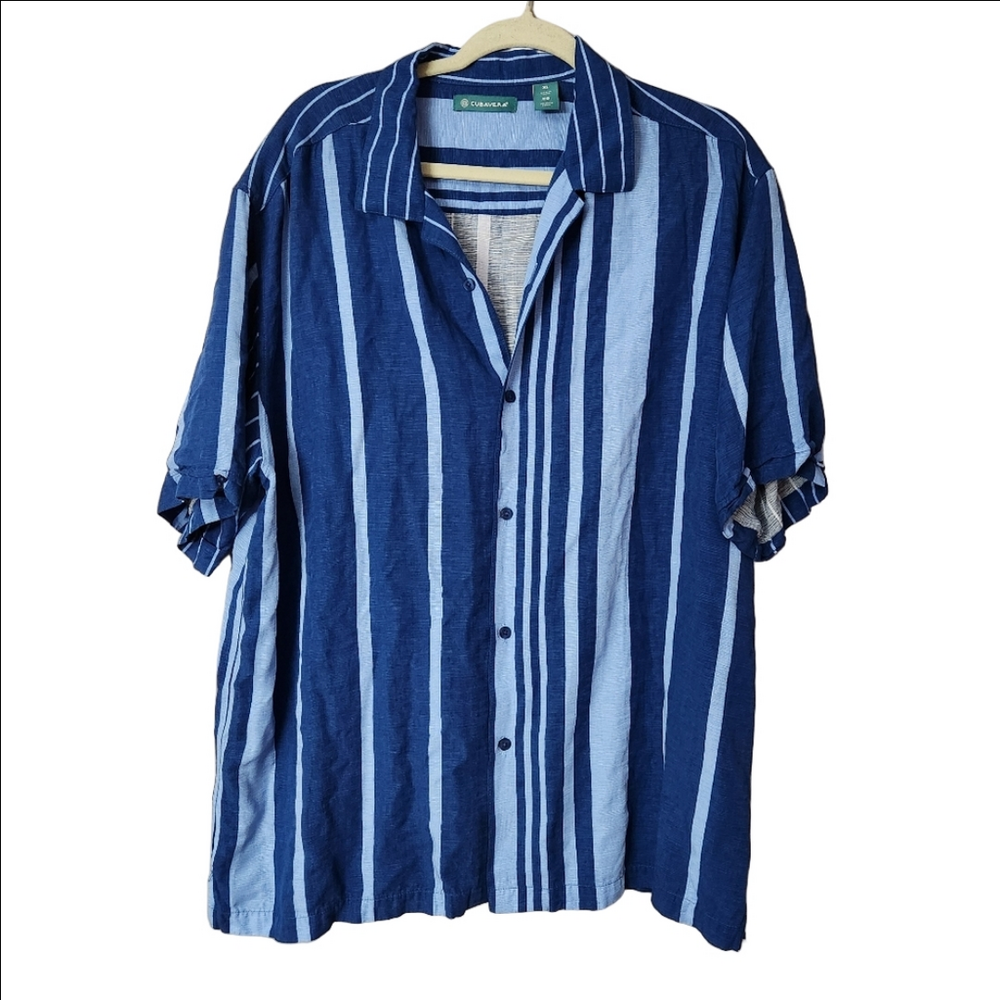 Cubavera XL short sleeve Blue stiped Button Down Shirt collared casual like new